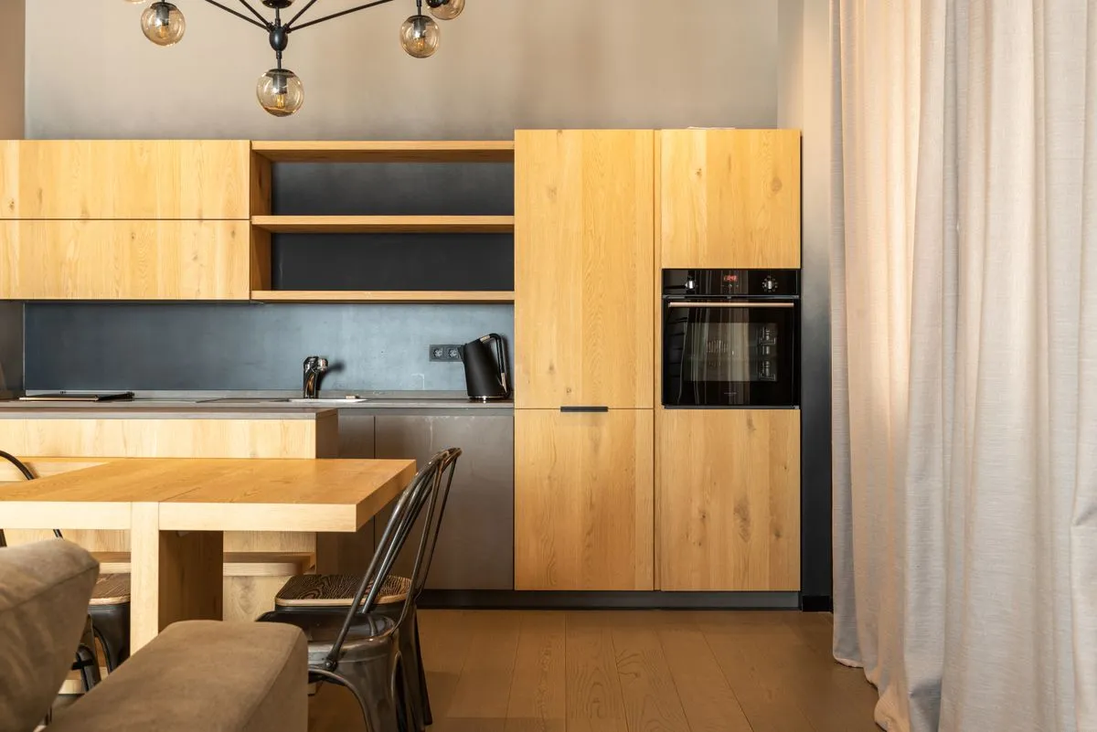 Cocina con artefactos a gas instalados y funcionando